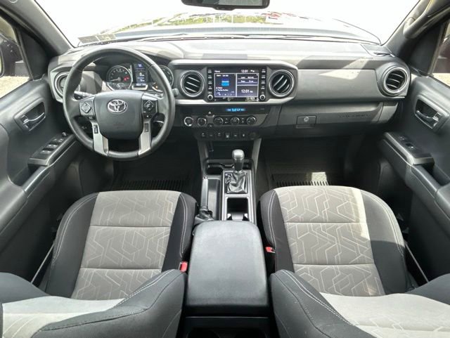 Used 2023 Toyota Tacoma TRD Off-Road w/ Technology Package AWD/4WD image 13