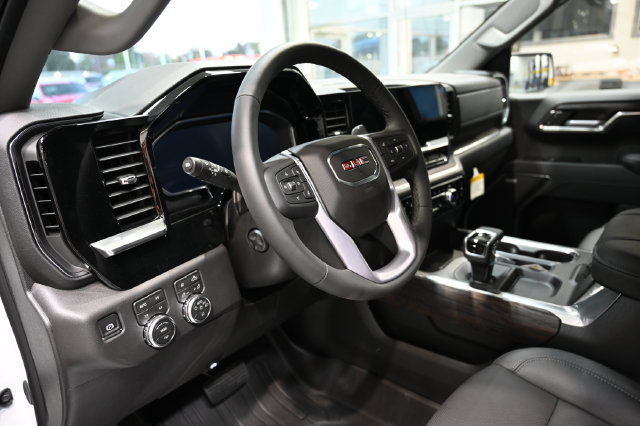New 2026 GMC Sierra 1500 SLT AWD/4WD image 23
