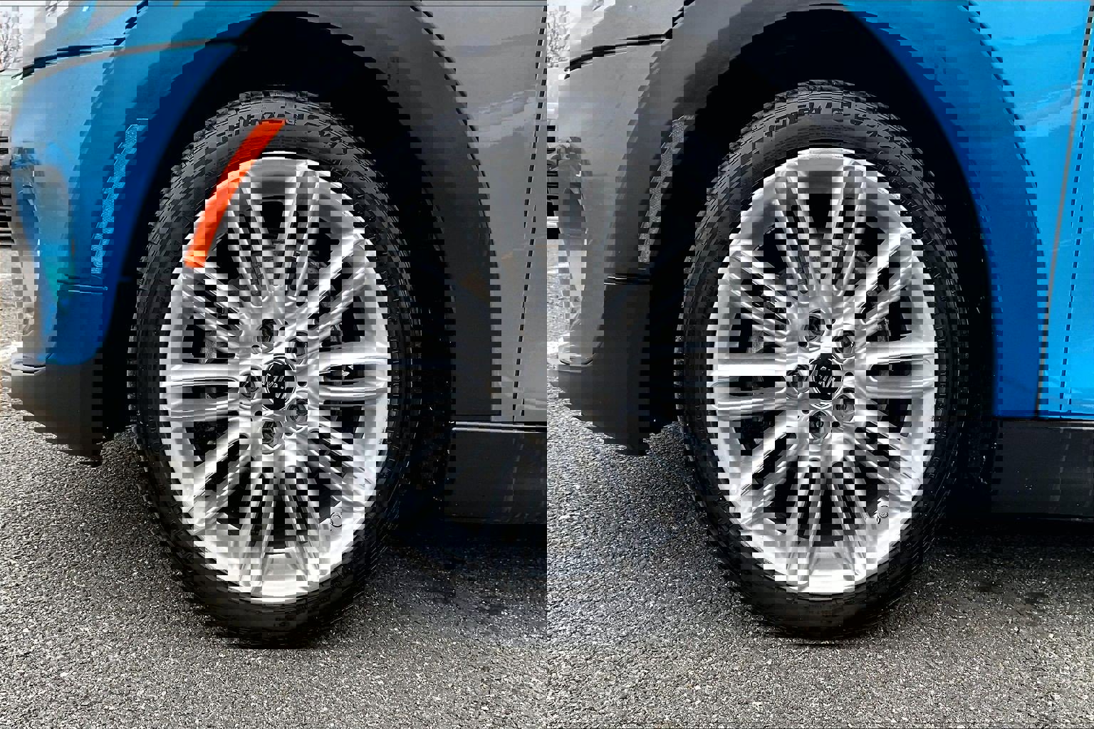 Used 2016 MINI Cooper 4-Door Hardtop image 8