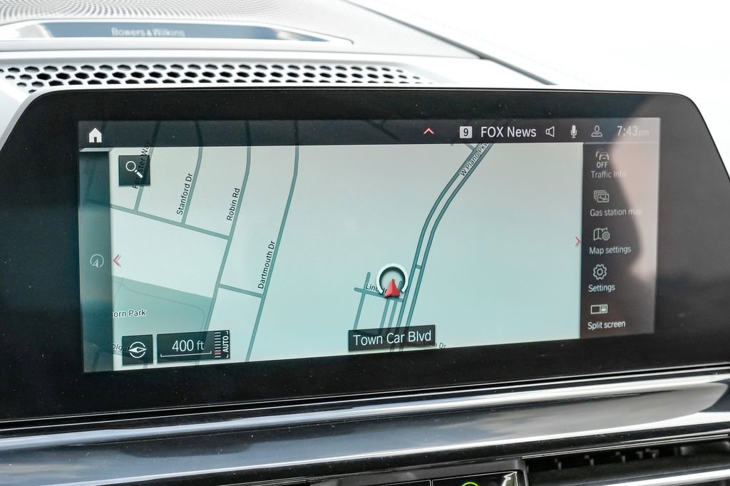 Used 2020 BMW M8 Convertible w/ M Carbon Exterior Package AWD/4WD image 19