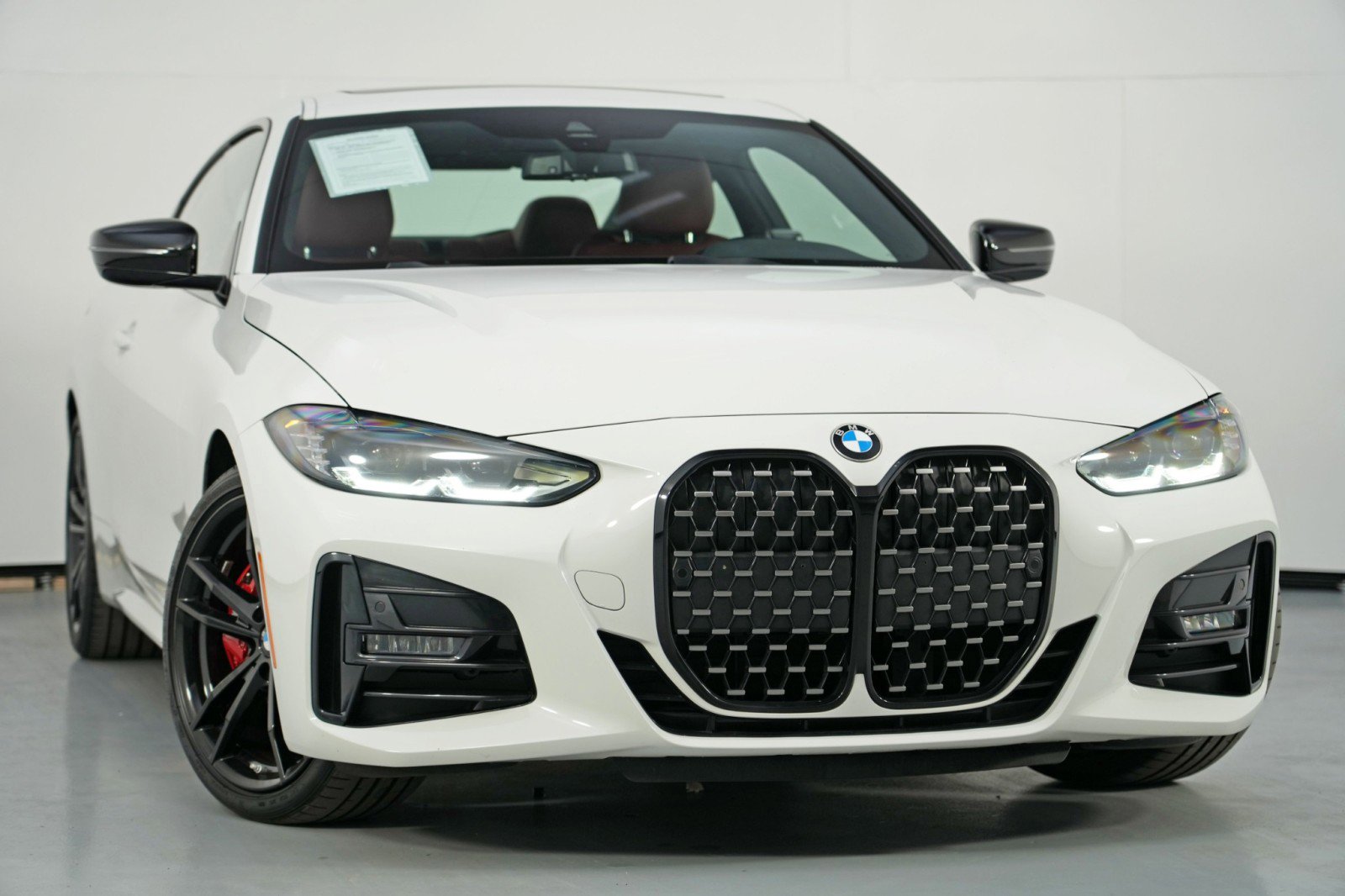 Used 2023 BMW 430i xDrive Coupe w/ M Sport Package AWD/4WD image 4