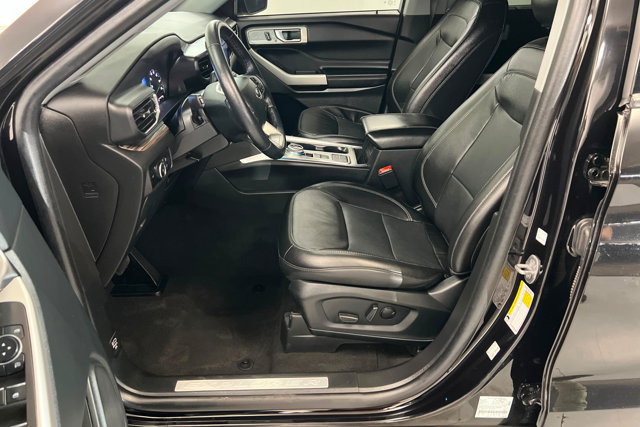 Used 2023 Ford Explorer Limited RWD image 17