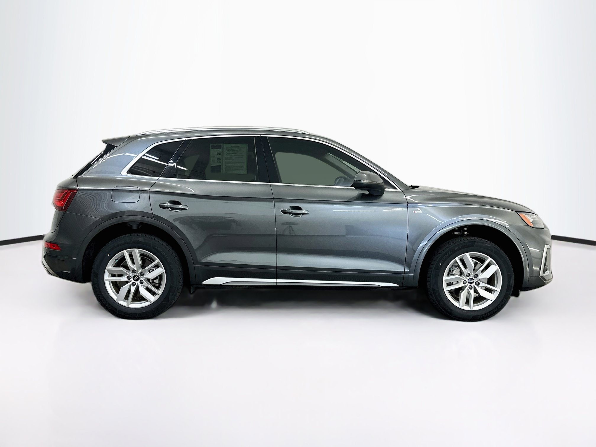 Used 2023 Audi Q5 2.0T Premium w/ Convenience Package AWD/4WD image 10