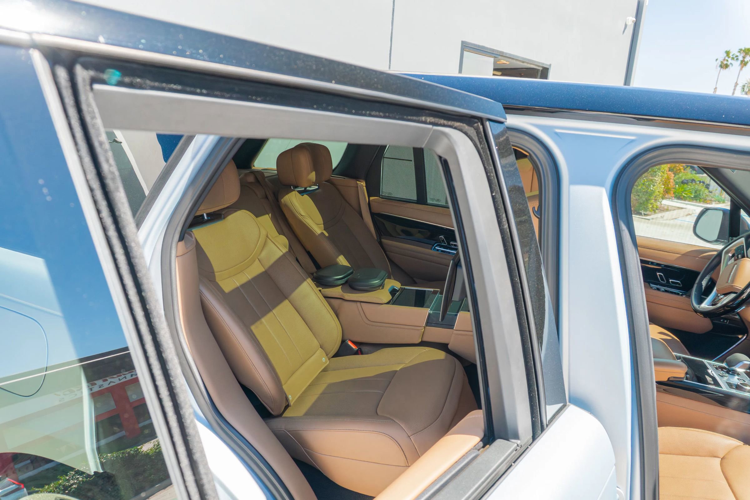 Used 2023 Land Rover Range Rover Autobiography image 57