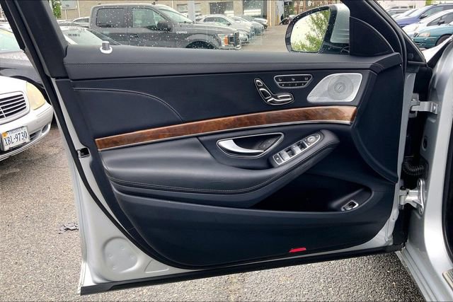 Used 2016 Mercedes-Benz S 550 4MATIC Sedan image 18