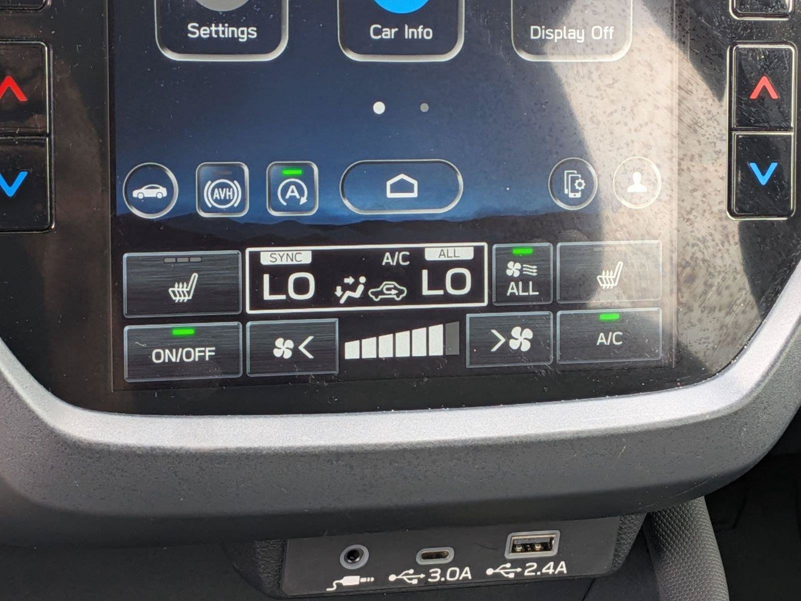 Used 2025 Subaru Forester Limited AWD/4WD image 13