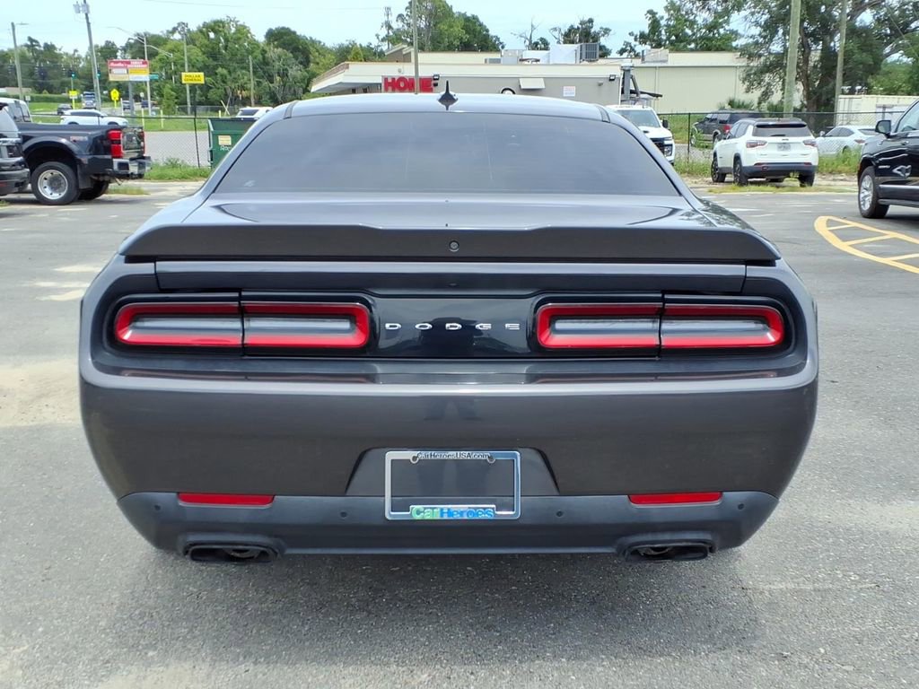 Used 2016 Dodge Challenger SXT Plus RWD image 6