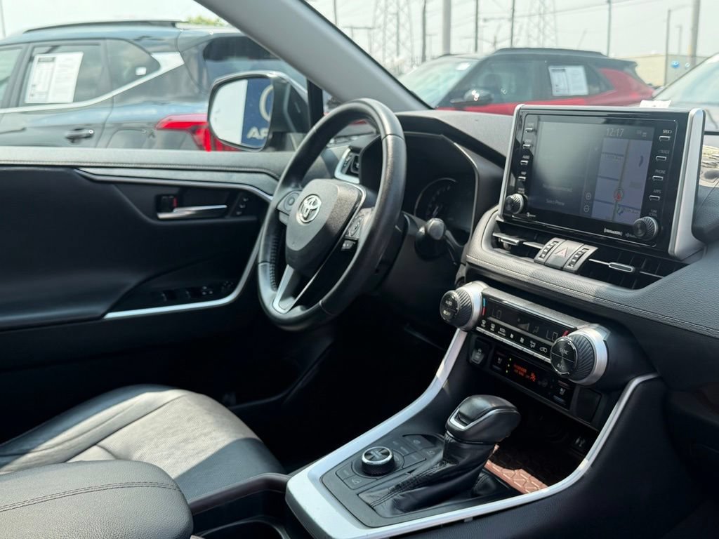 Used 2019 Toyota RAV4 Limited w/ Cold Weather Package AWD/4WD image 16
