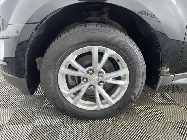 Used 2017 Chevrolet Equinox LT w/ Convenience Package image 16