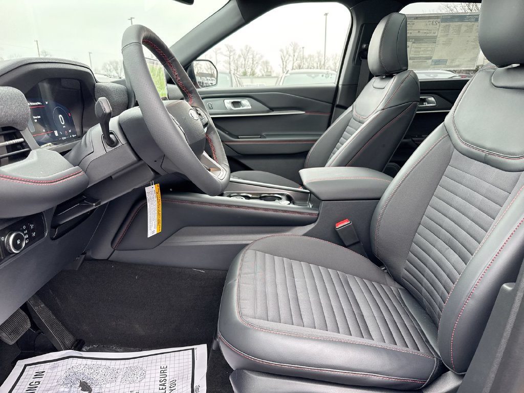 New 2026 Ford Explorer ST-Line w/ ST-Line Street Pack AWD/4WD image 21