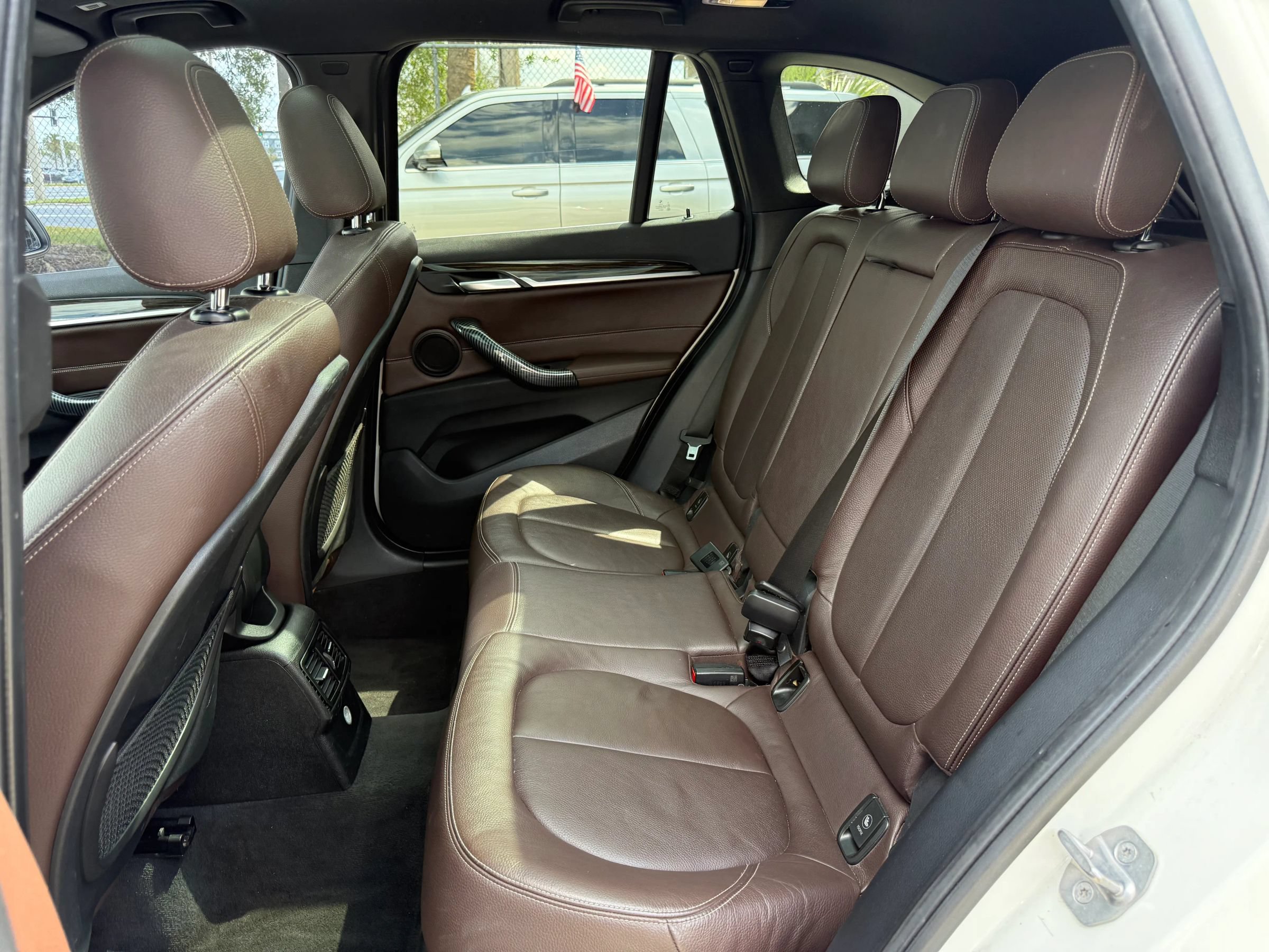 Used 2018 BMW X1 xDrive28i w/ Convenience Package AWD/4WD image 13