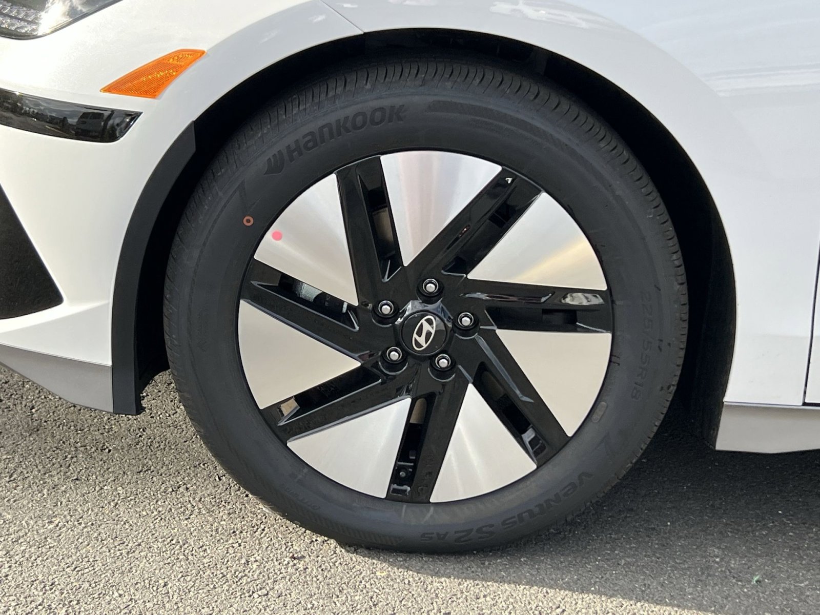 New 2025 Hyundai Ioniq 6 SE image 12