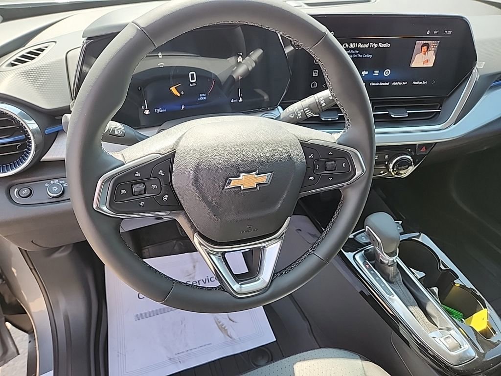 New 2026 Chevrolet Trax LT w/ Driver Confidence Package FWD image 11