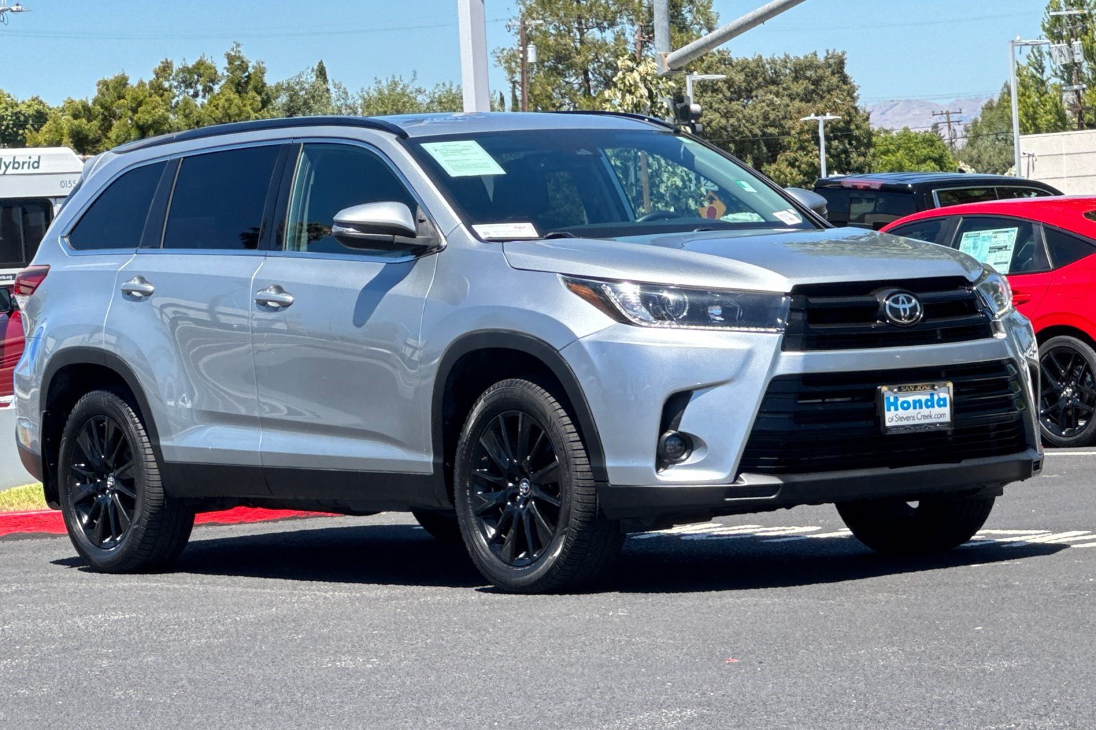 Used 2019 Toyota Highlander SE AWD/4WD image 6