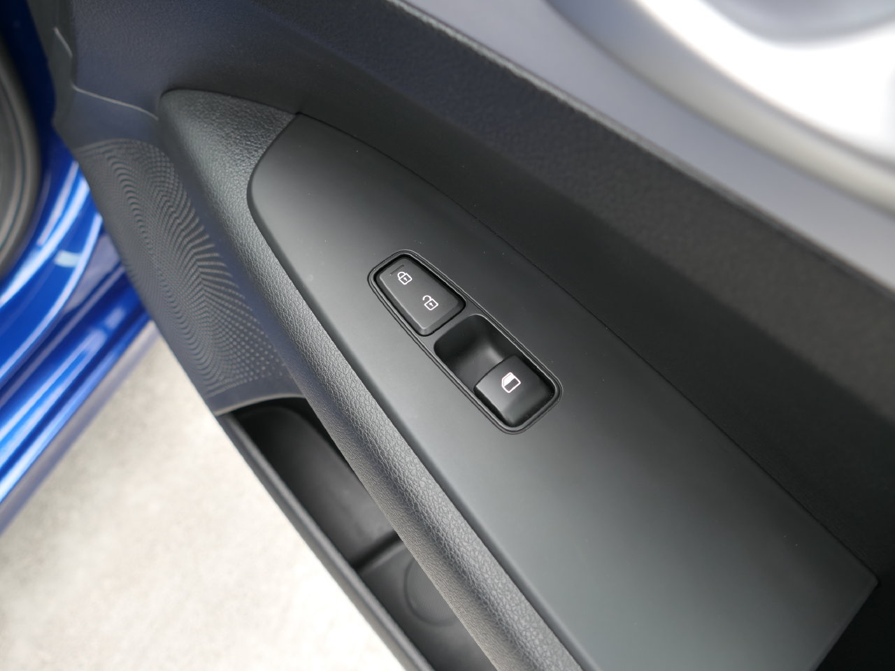 Certified 2024 Kia Forte LXS FWD image 25