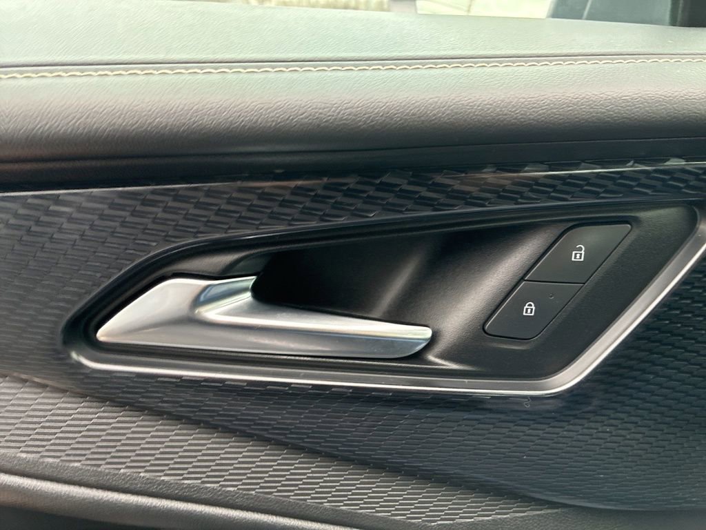 Used 2024 Chevrolet Blazer EV LT AWD/4WD image 22