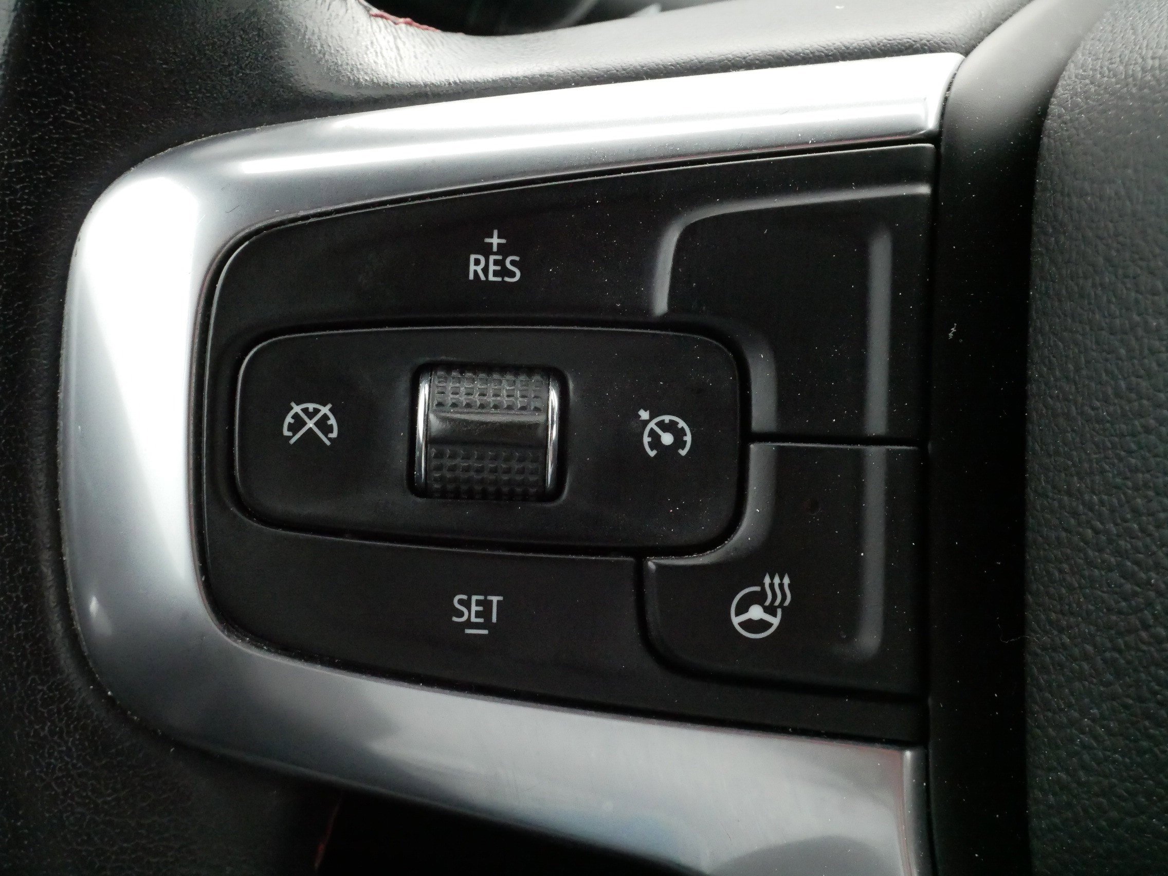 Used 2020 Chevrolet Blazer RS image 25