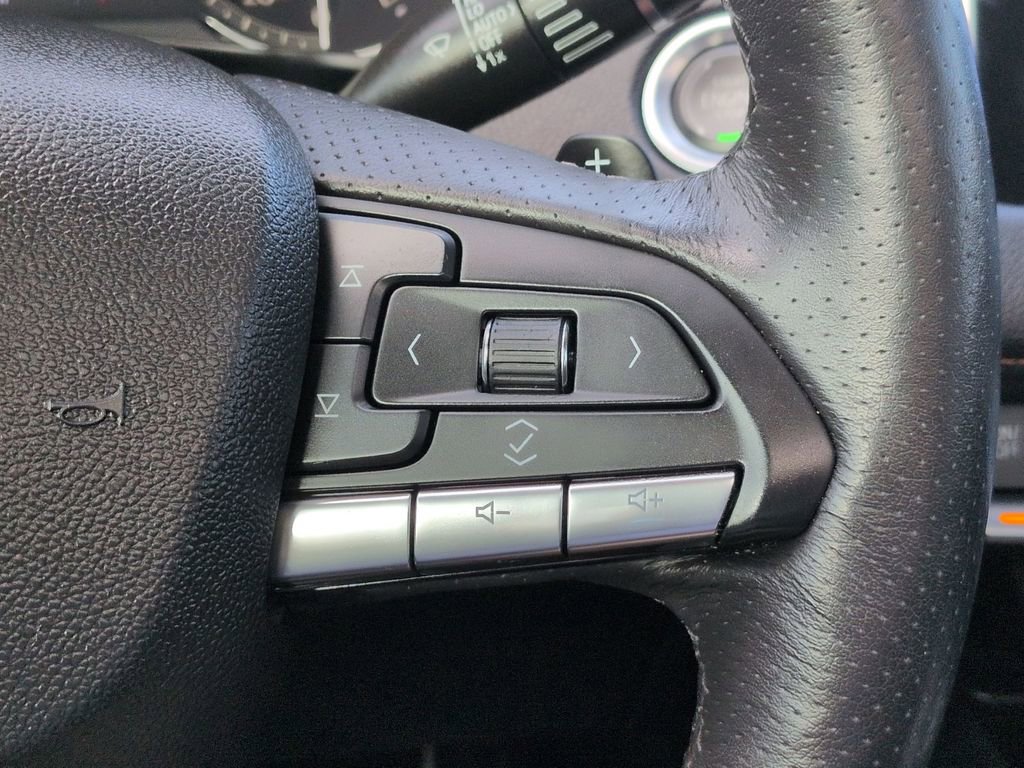 Used 2023 Cadillac XT4 Sport w/ Enhanced Visibility Package image 21