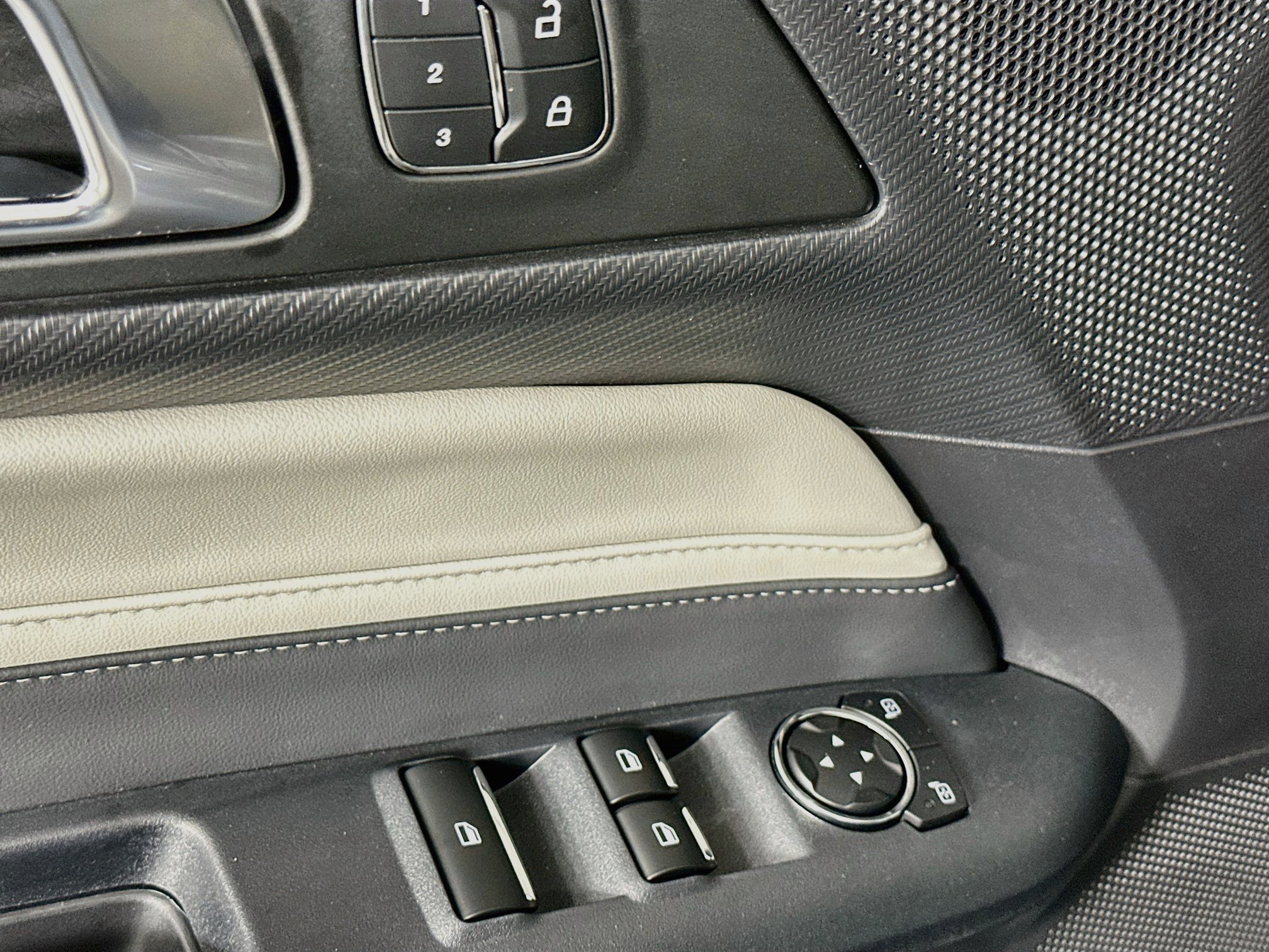 Used 2024 Ford Mustang GT Premium RWD image 15
