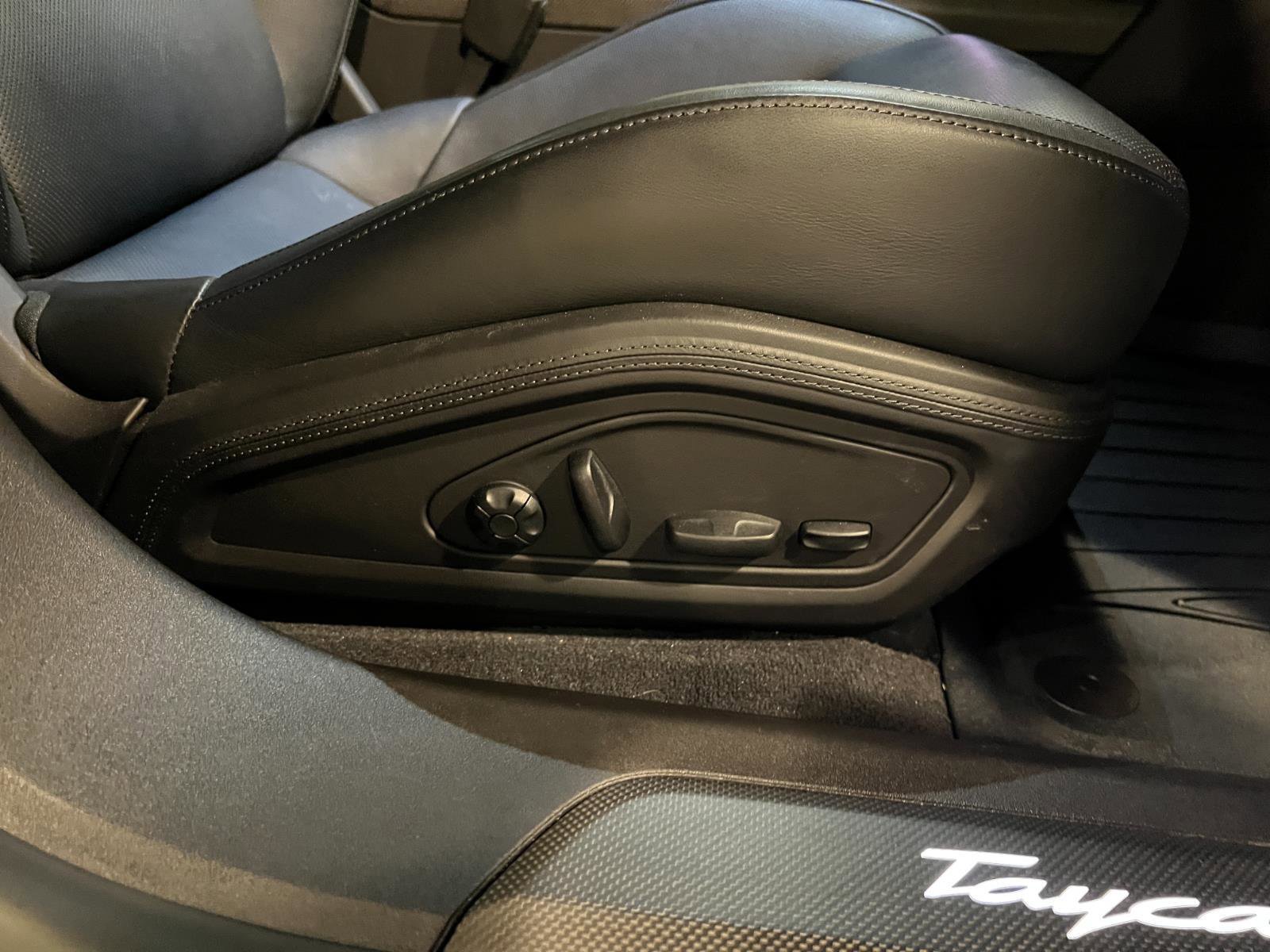 Used 2023 Porsche Taycan Turbo S image 43