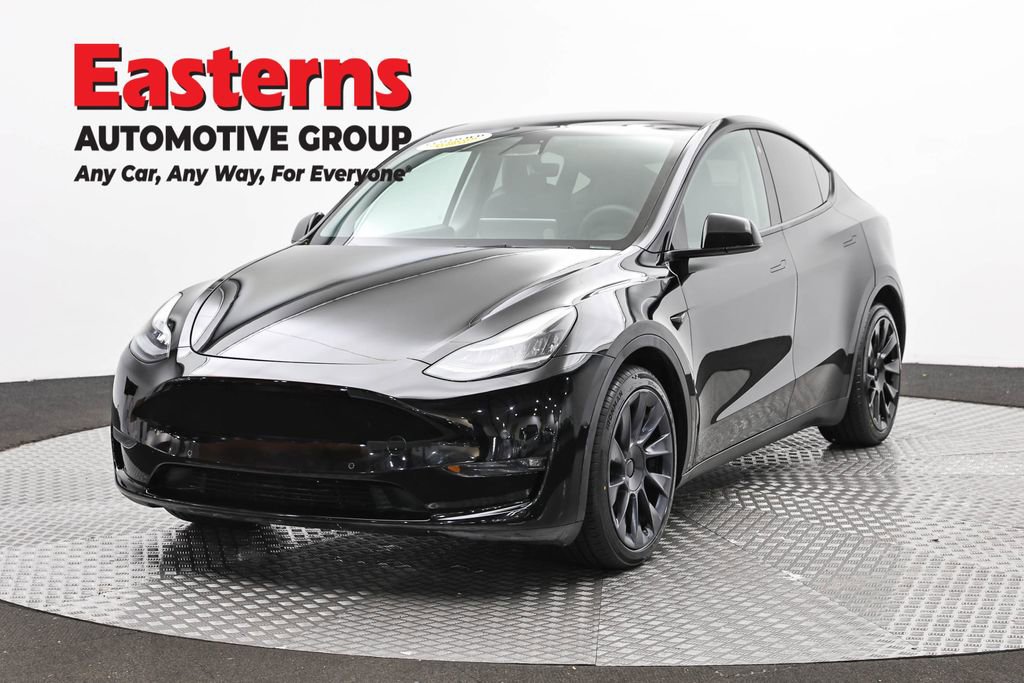 Used 2022 Tesla Model Y Long Range AWD/4WD image 1