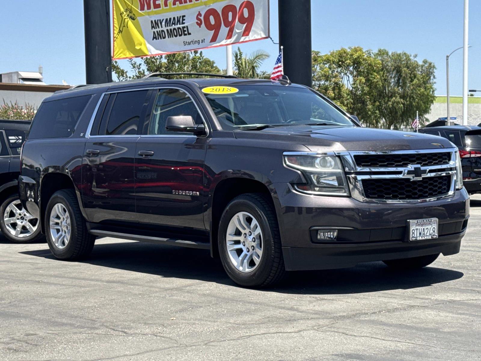 Used 2018 Chevrolet Suburban LT RWD image 3