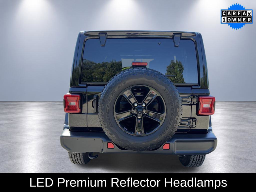Used 2022 Jeep Wrangler Unlimited Sahara AWD/4WD image 6