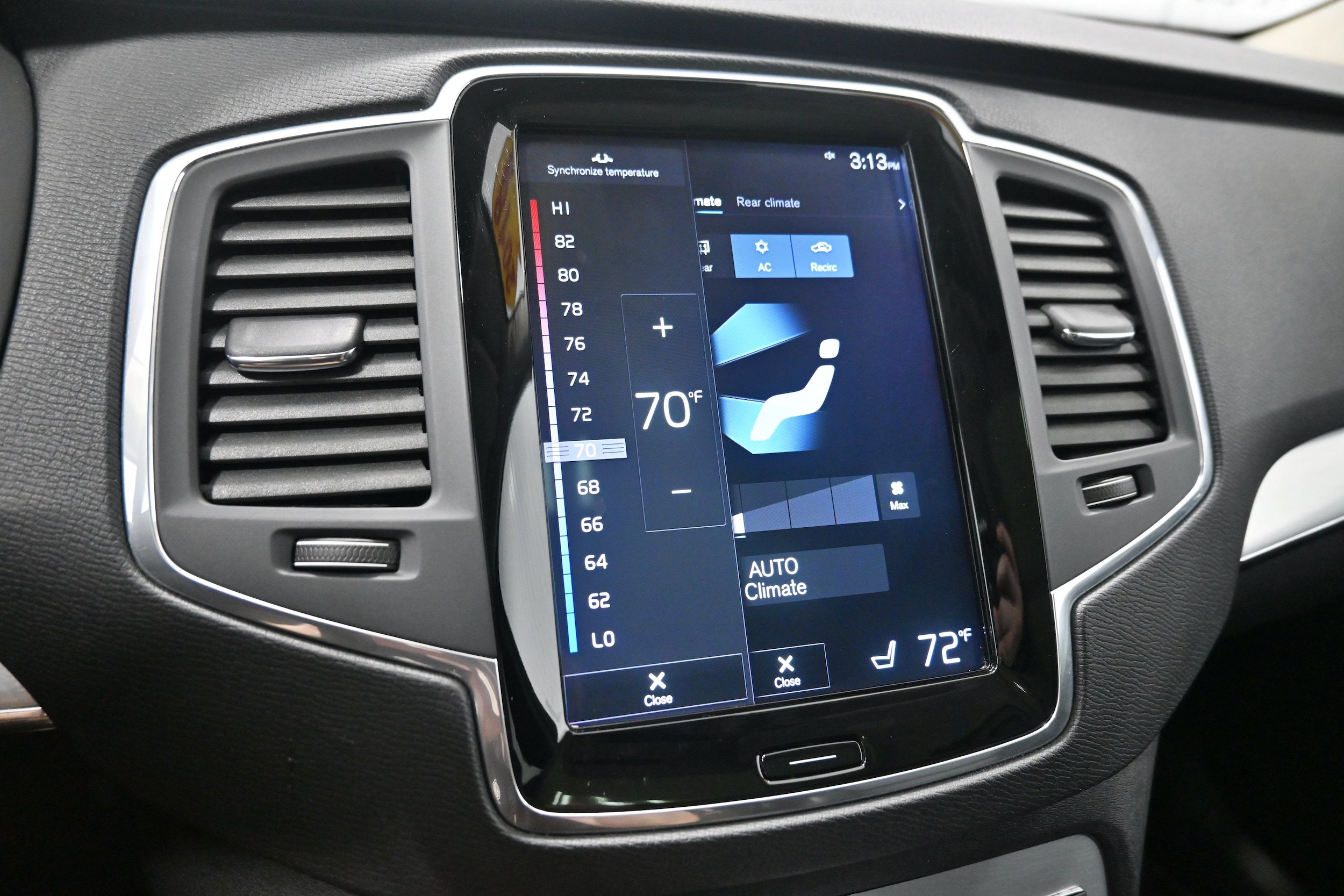 Used 2018 Volvo XC90 T5 Momentum AWD/4WD image 12