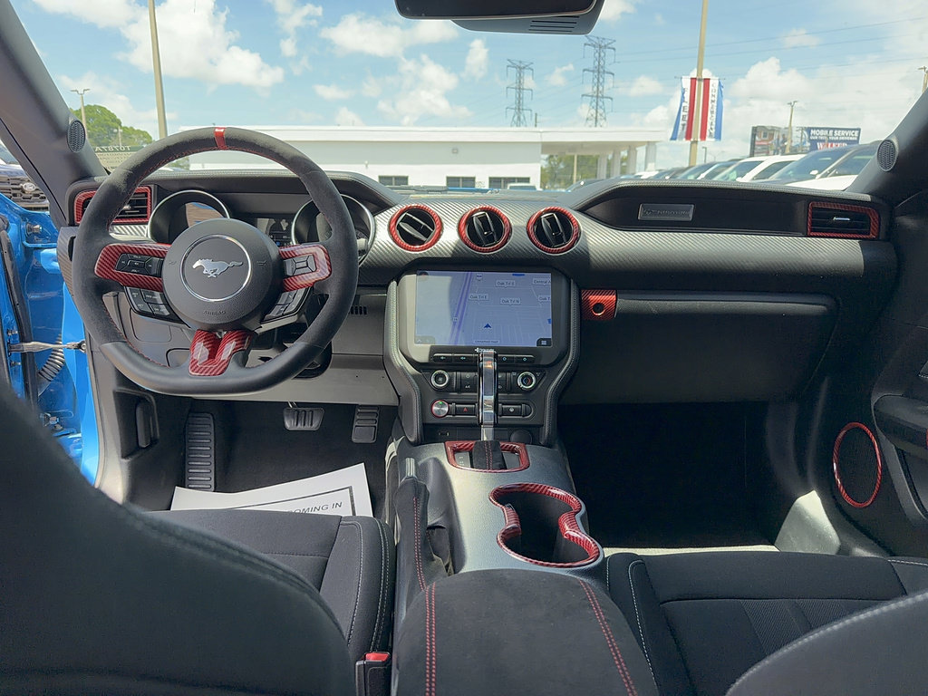 Used 2022 Ford Mustang Coupe RWD image 27