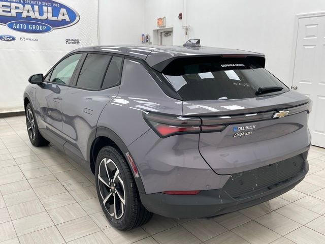 New 2026 Chevrolet Equinox EV LT image 17