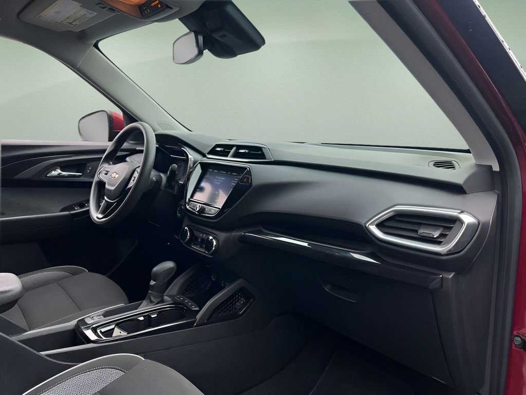 Used 2023 Chevrolet TrailBlazer LT w/ Convenience Package FWD image 22