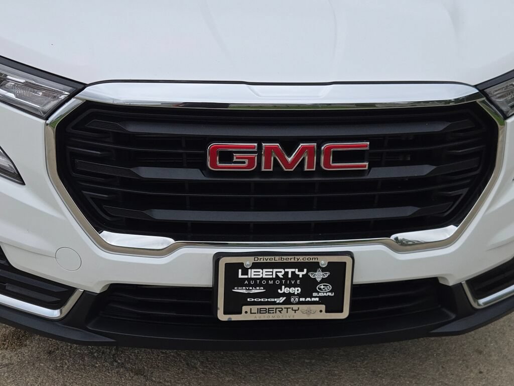 Used 2024 GMC Terrain SLE FWD image 7