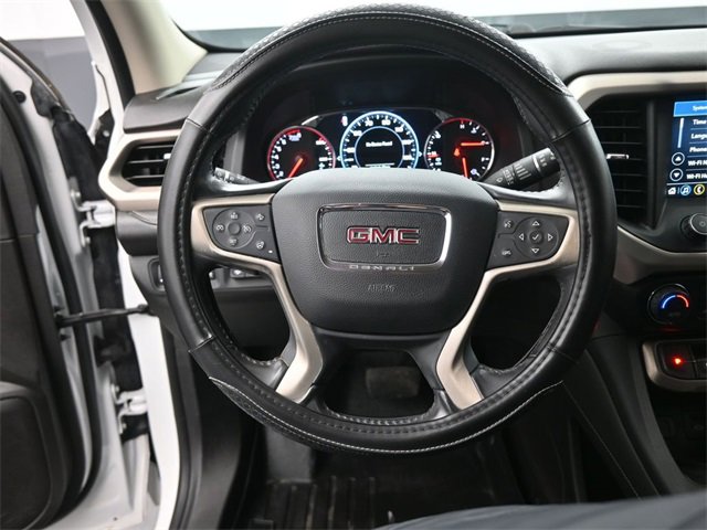 Used 2021 GMC Acadia Denali w/ Denali Technology Package image 2