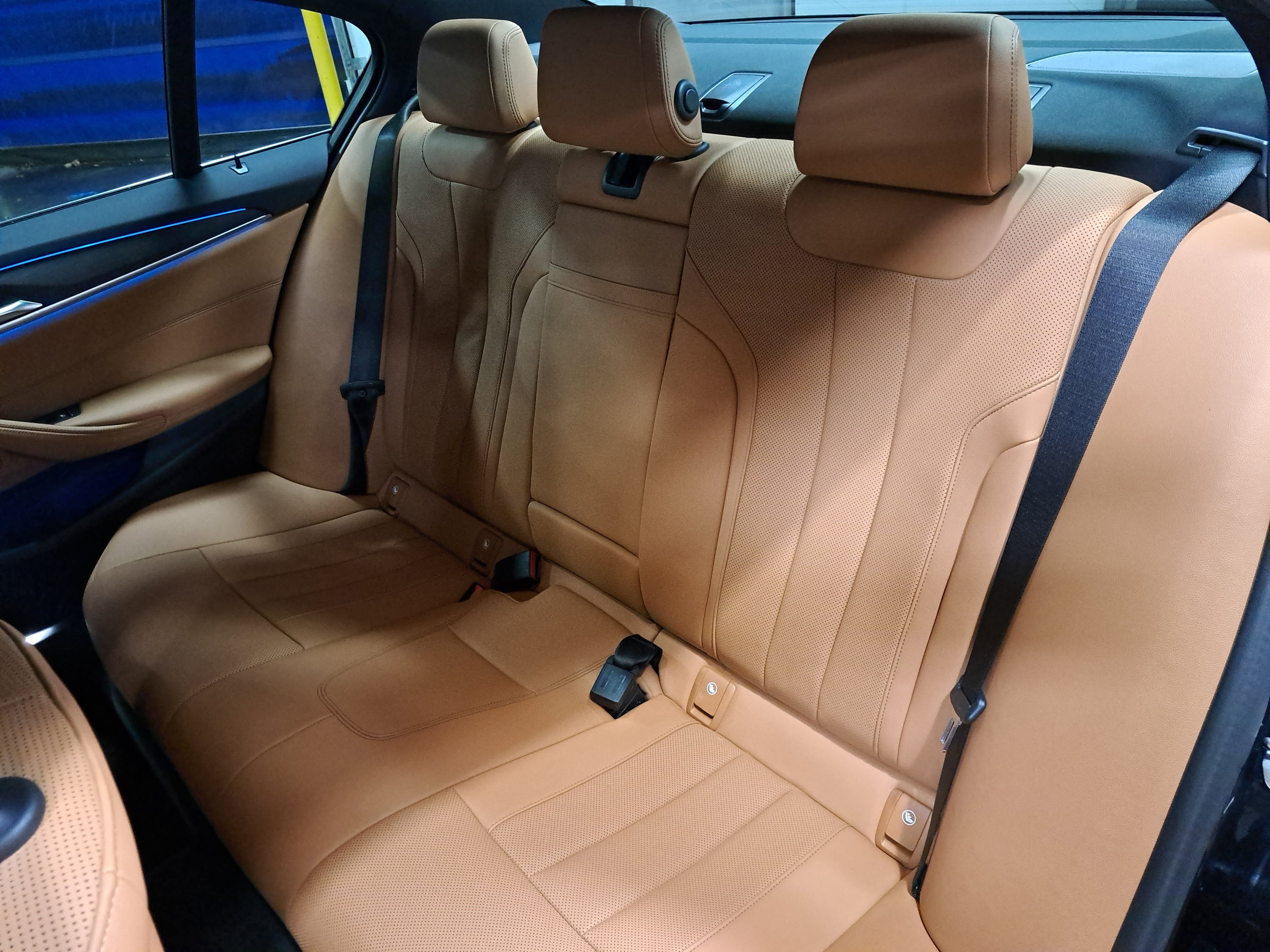 Certified 2023 BMW 530e w/ Premium Package image 15