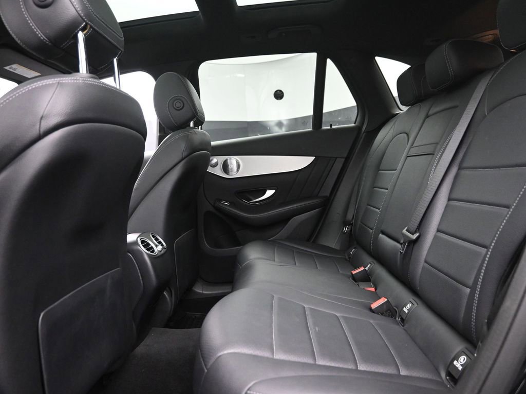 Used 2019 Mercedes-Benz GLC 350e GLC 350e image 11