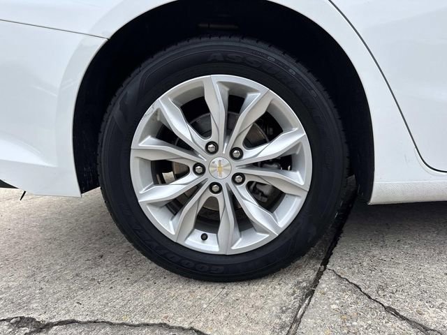Used 2024 Chevrolet Malibu LT image 10