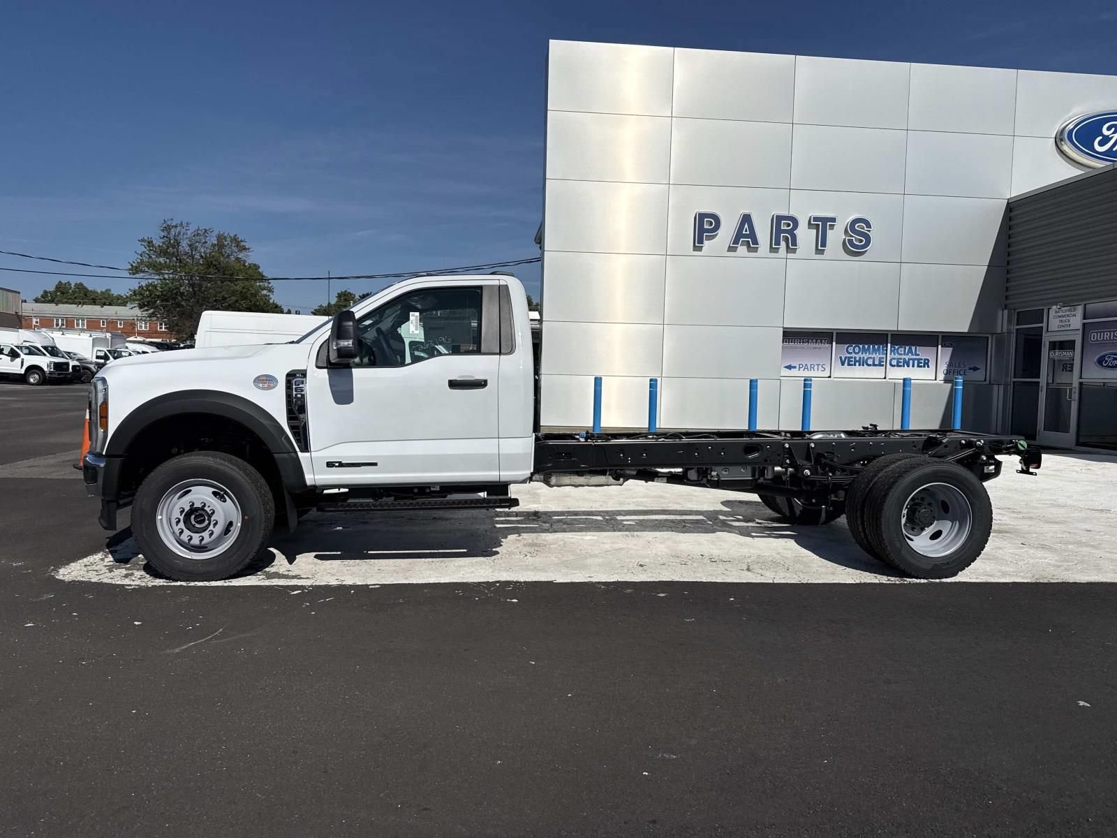 New 2026 Ford F600 4x4 Regular Cab Super Duty w/ XL Chrome Package image 6