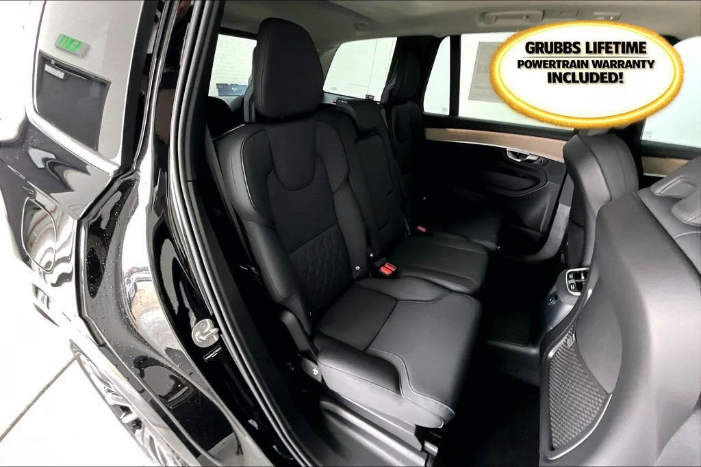 New 2026 Volvo XC90 T8 Core image 18
