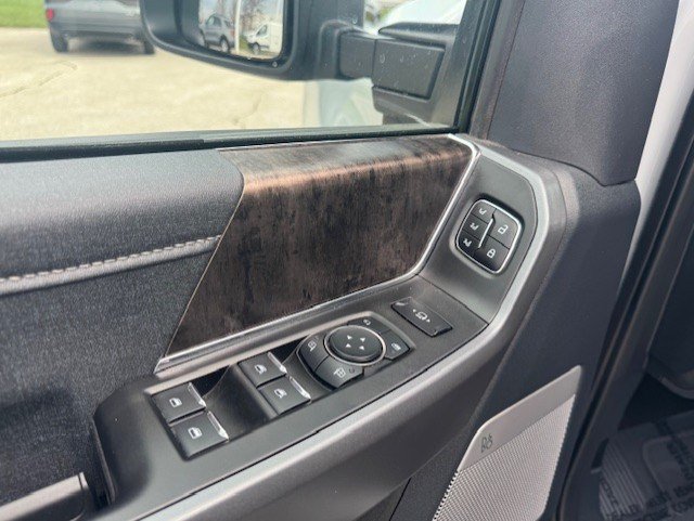 Used 2026 Ford F250 Lariat AWD/4WD image 11