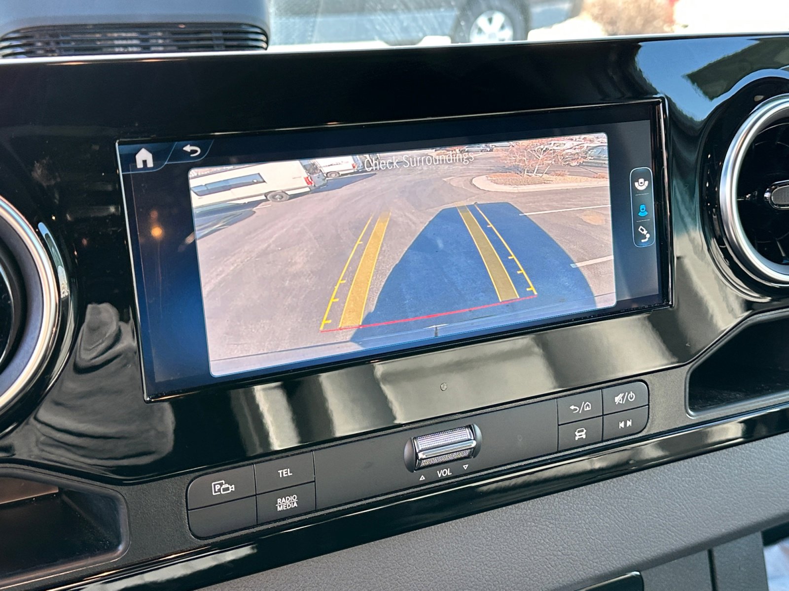 Used 2025 Mercedes-Benz Sprinter 2500 image 22