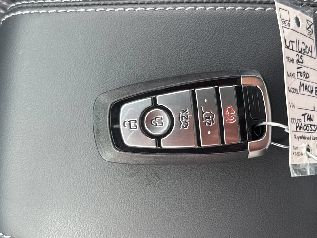 Used 2025 Ford Mustang Mach-E Select AWD/4WD image 35