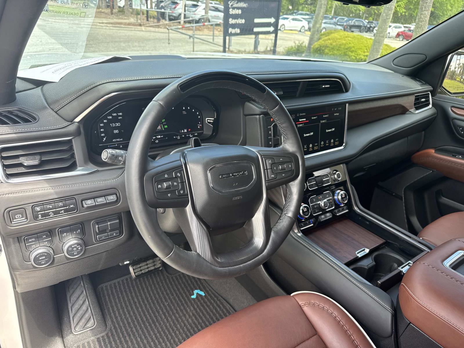 Used 2023 GMC Yukon XL Denali Ultimate AWD/4WD image 22
