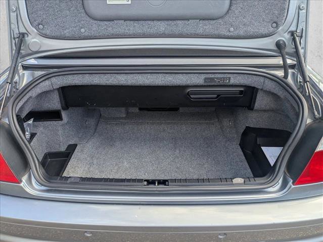 Used 2005 BMW M3 Convertible image 5