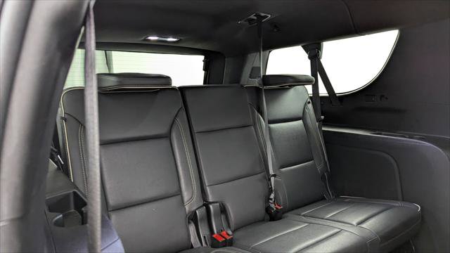 Used 2023 Chevrolet Suburban Premier image 21