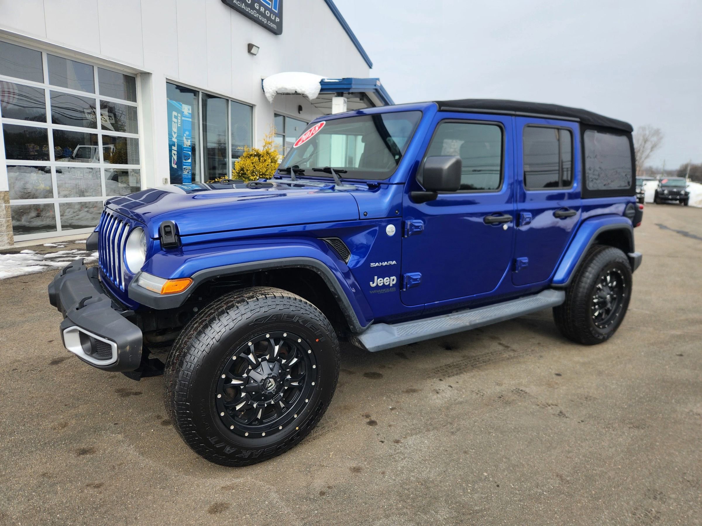 Used 2018 Jeep Wrangler Unlimited Sahara w/ Dual Top Group image 6