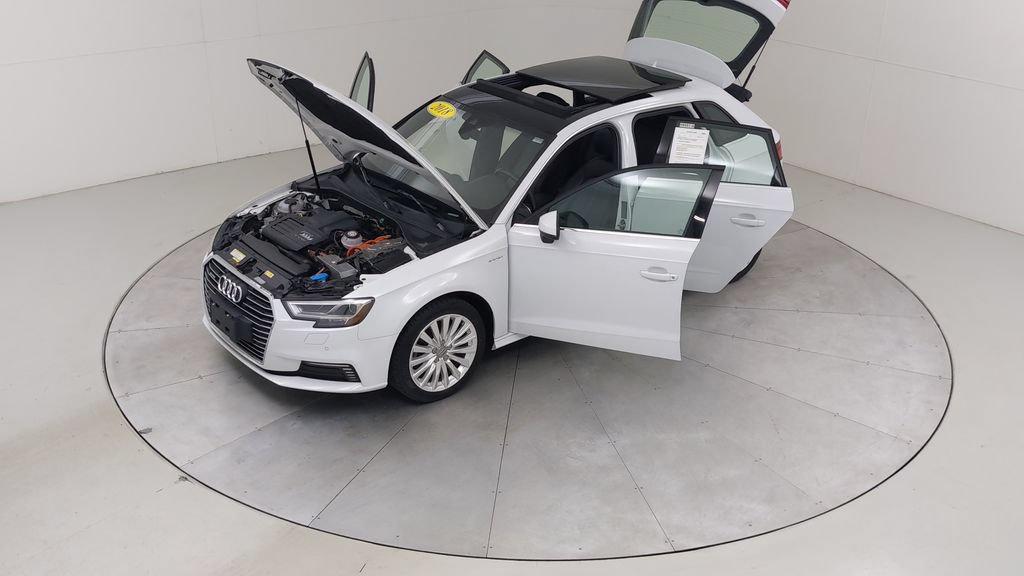 Used 2018 Audi A3 e-tron Prestige w/ Prestige Package FWD image 56