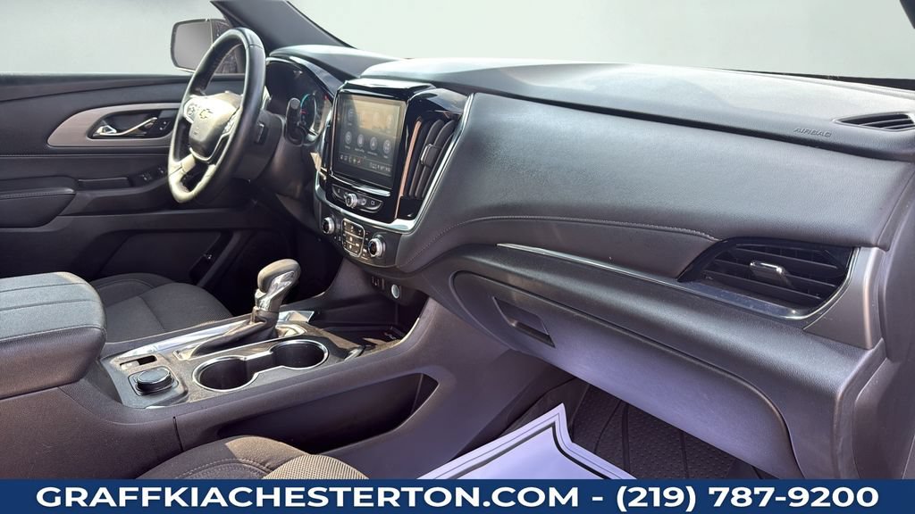 Used 2023 Chevrolet Traverse LT FWD image 39
