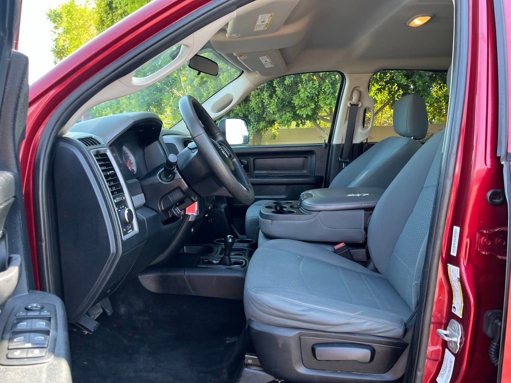 Used 2014 RAM 3500 Tradesman w/ Chrome Appearance Group image 19