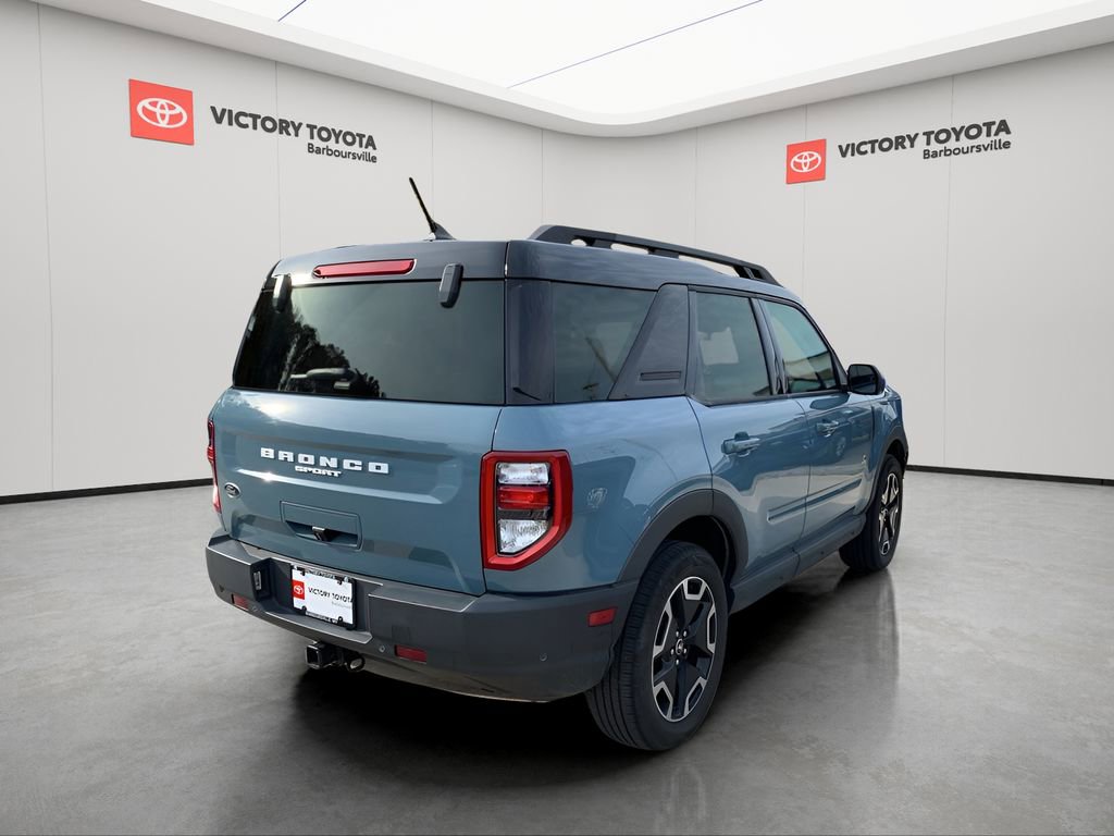 Used 2022 Ford Bronco Sport Outer Banks w/ Tech Package image 4