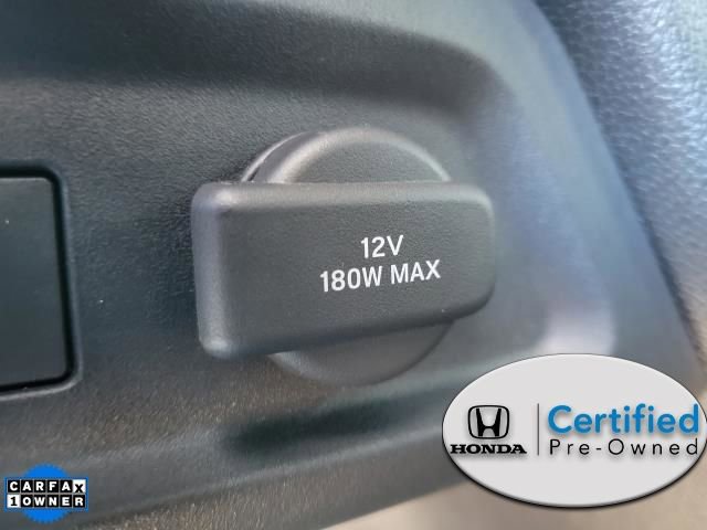Used 2025 Honda Pilot TrailSport image 9